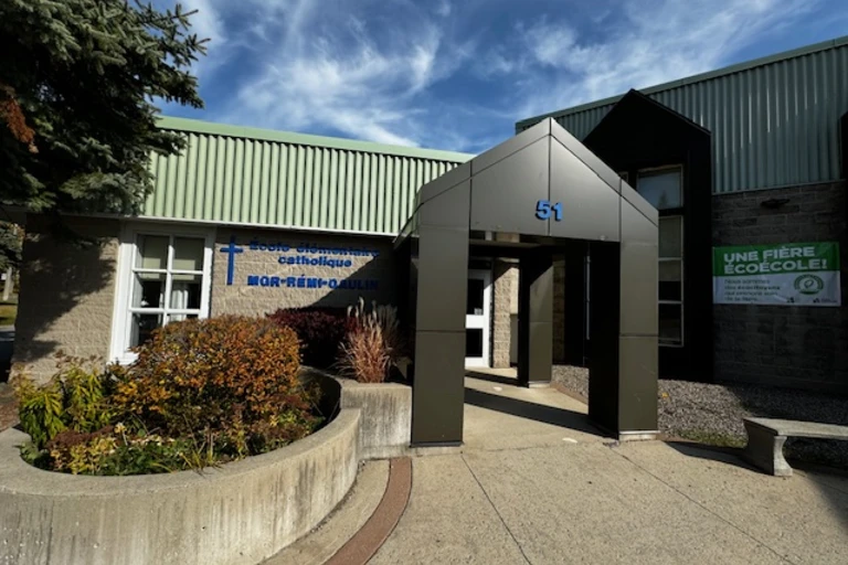 façade de l'école Mgr-Rémi-Gaulin