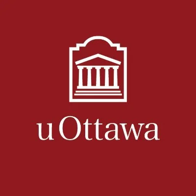 Logo de l’Université d’Ottawa avec une icône de bâtiment à colonnes blanches sur fond rouge.