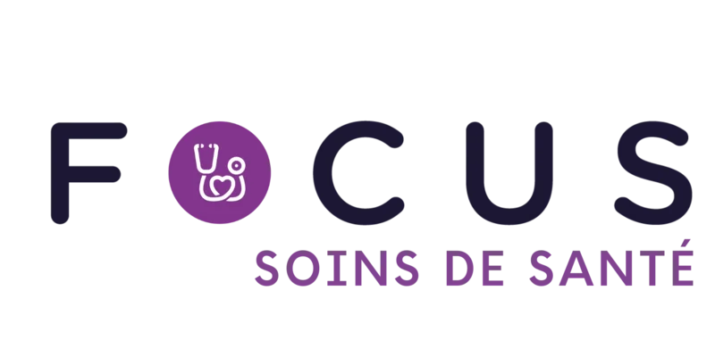 Logo « FOCUS Soins de santé » avec l’icône d’un stéthoscope dont le tuyau forme un cœur, à l’intérieur de la lettre « O » sur fond violet.